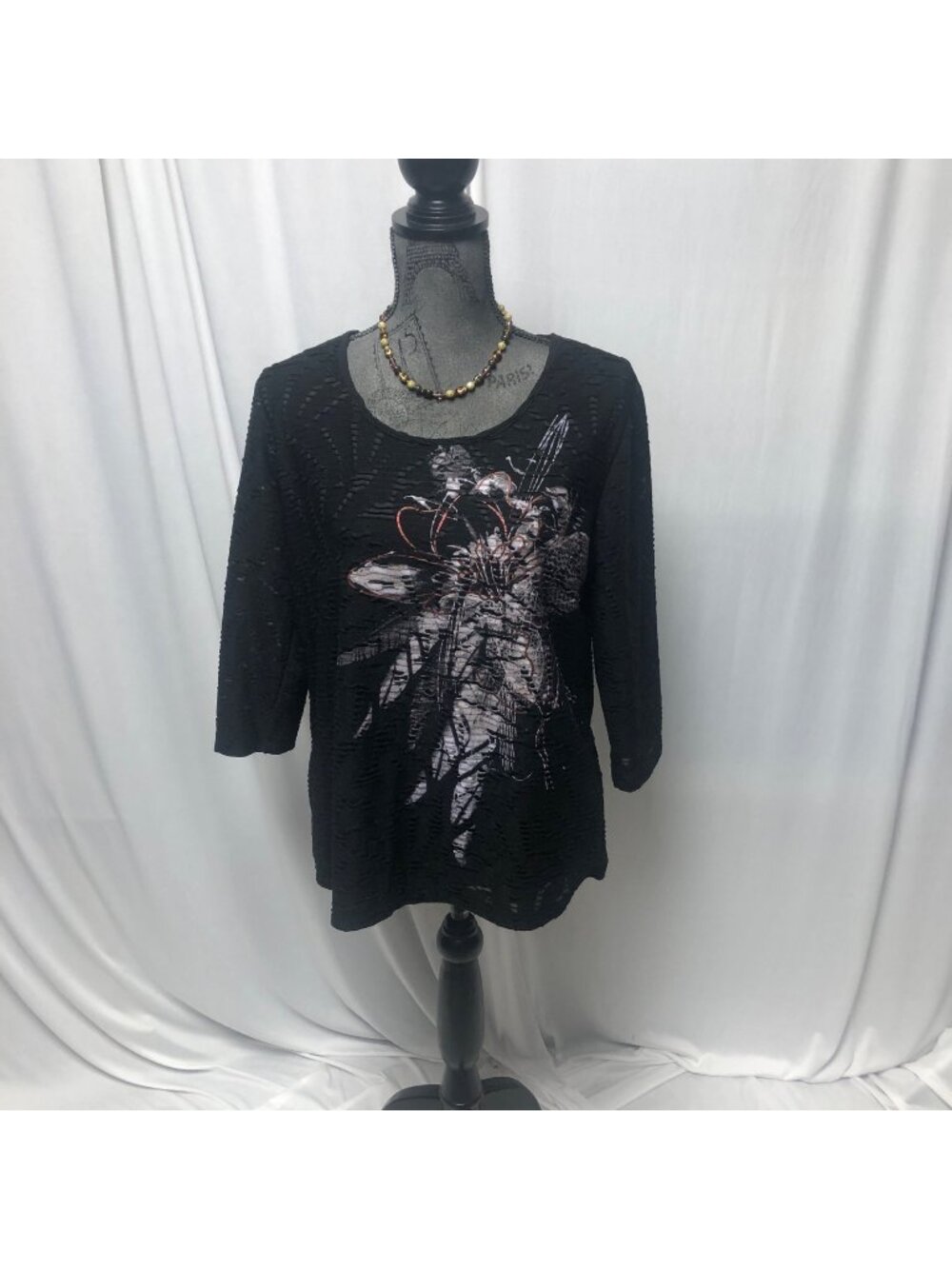 Christopher and Banks Top Womens Size Large Black Flower Textured Lined Shirt